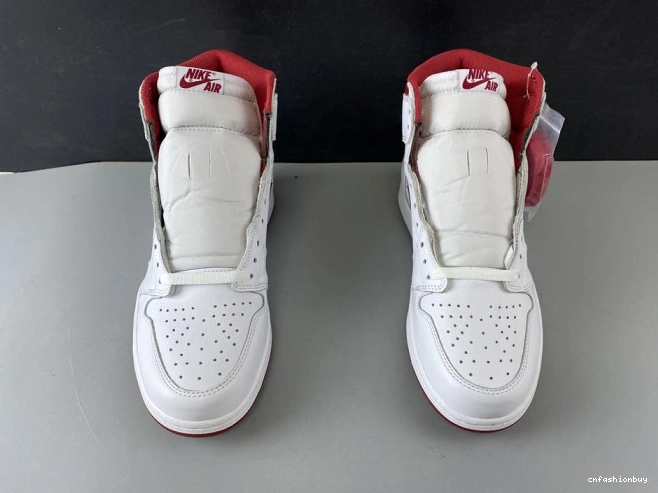 1 555088-103 Metallic Jordan Red Air Retro (2017) 0715